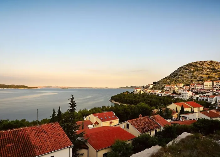 In With Terrace, Air Conditioning, W-lan 5013-6 Appartement *